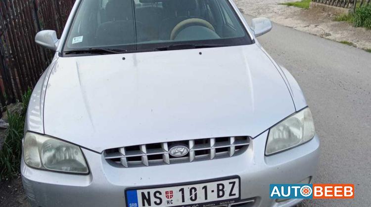 هيونداي  2001